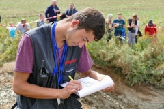 100